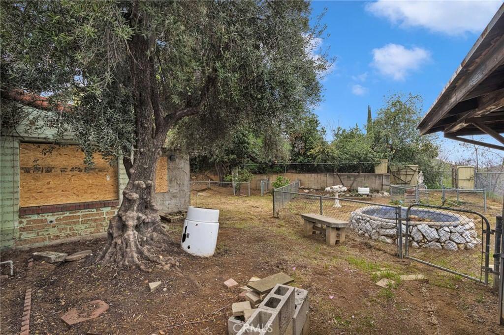 Property photo 24