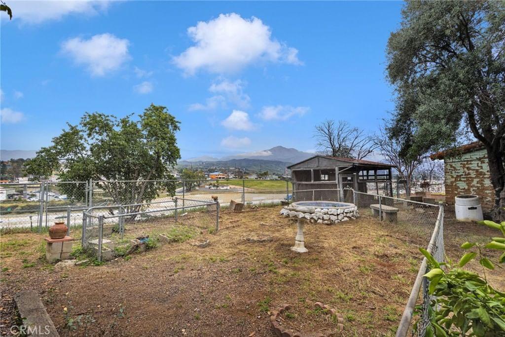 Property photo 25