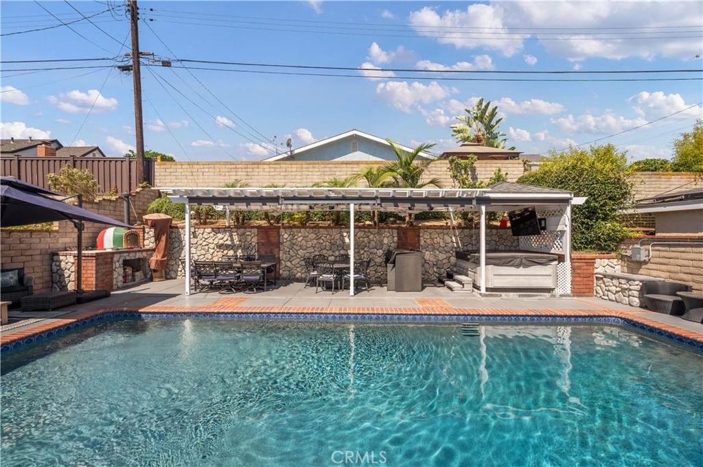 Property photo 42
