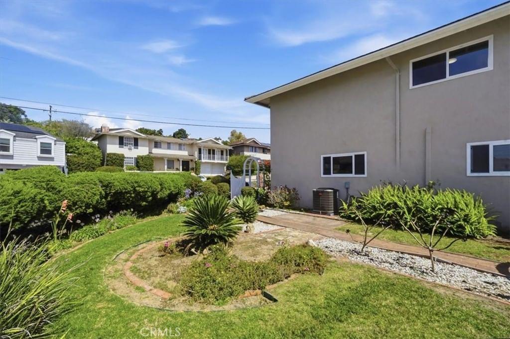 Property photo 32