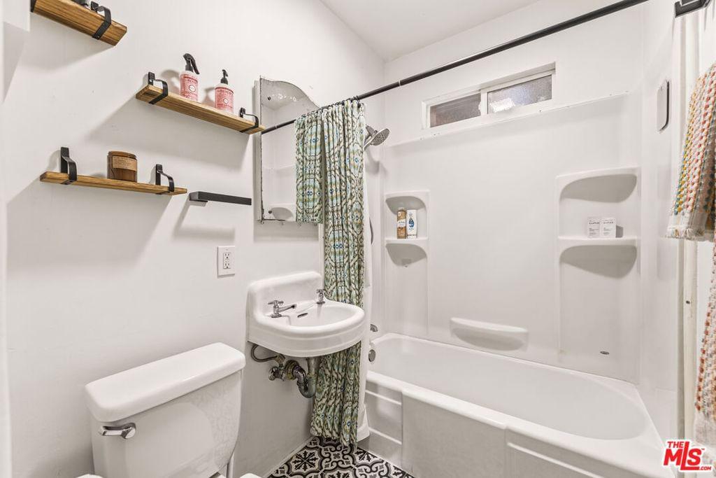 Property photo 17