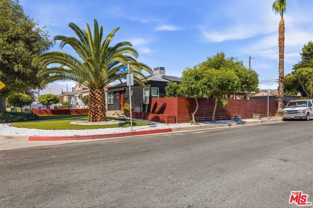 Property photo 32
