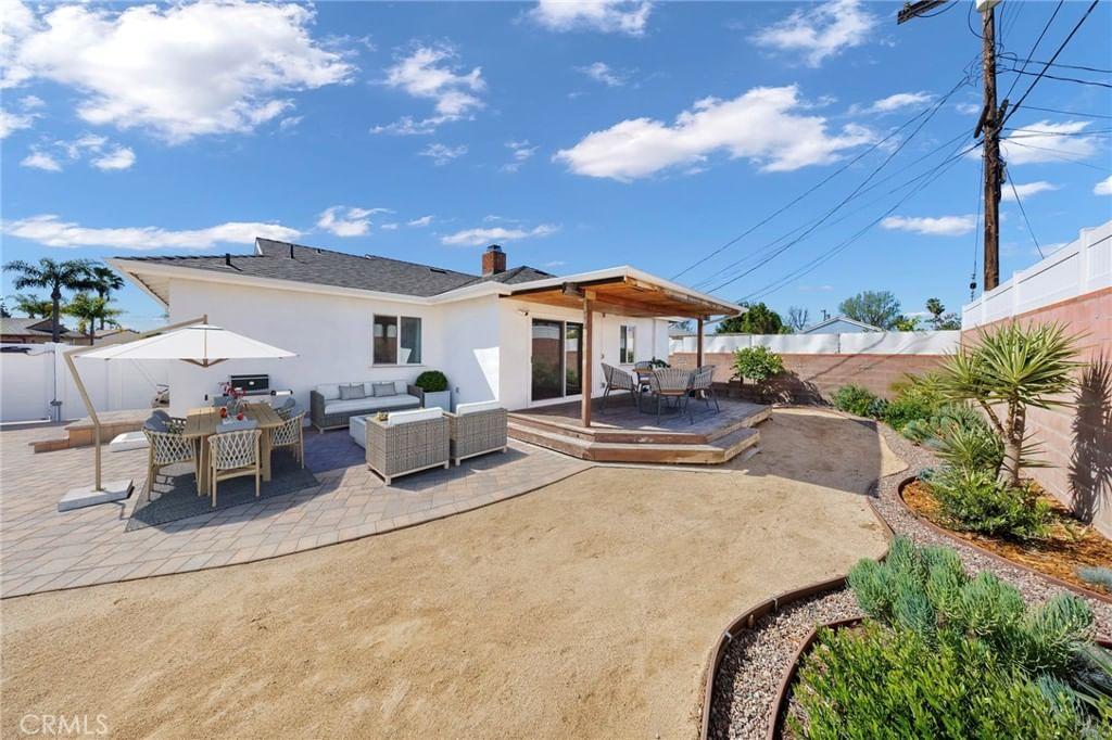 12629 Wixom Street, North Hollywood, CA 91605