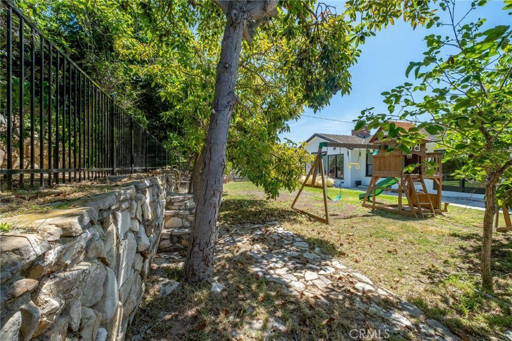 Property photo 51