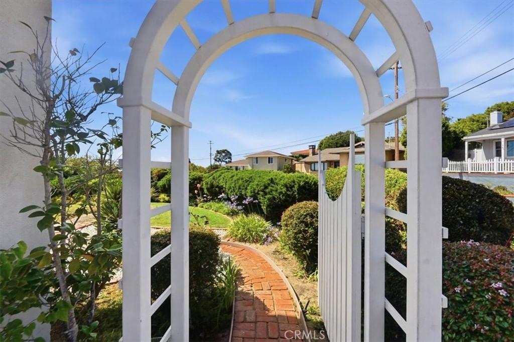 Property photo 31
