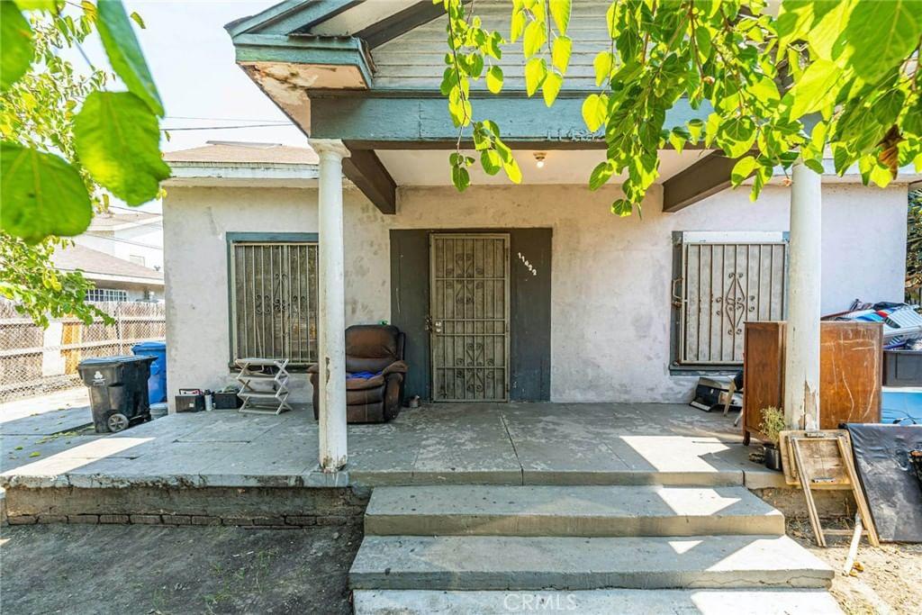 11422 Willowbrook, Los Angeles, CA 90059