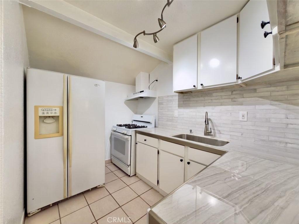 Property photo 63